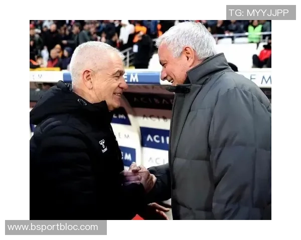 卡拉格评论马雷斯卡言论直指俱乐部高层下赛季执教前景堪忧